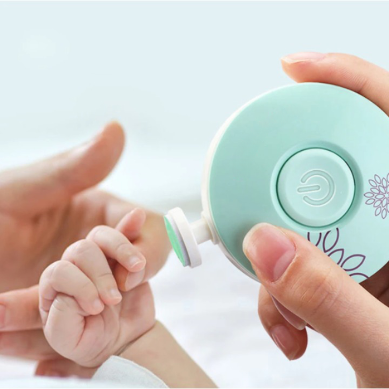 Coupe ongles électrique pour bébé.